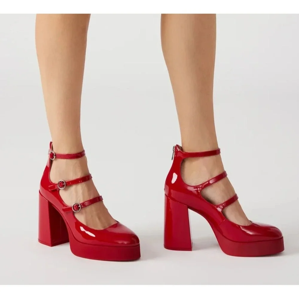 Steve Madden Quad Heels Red Patent Faux Leather Platform Womens 10 Straps Chunky